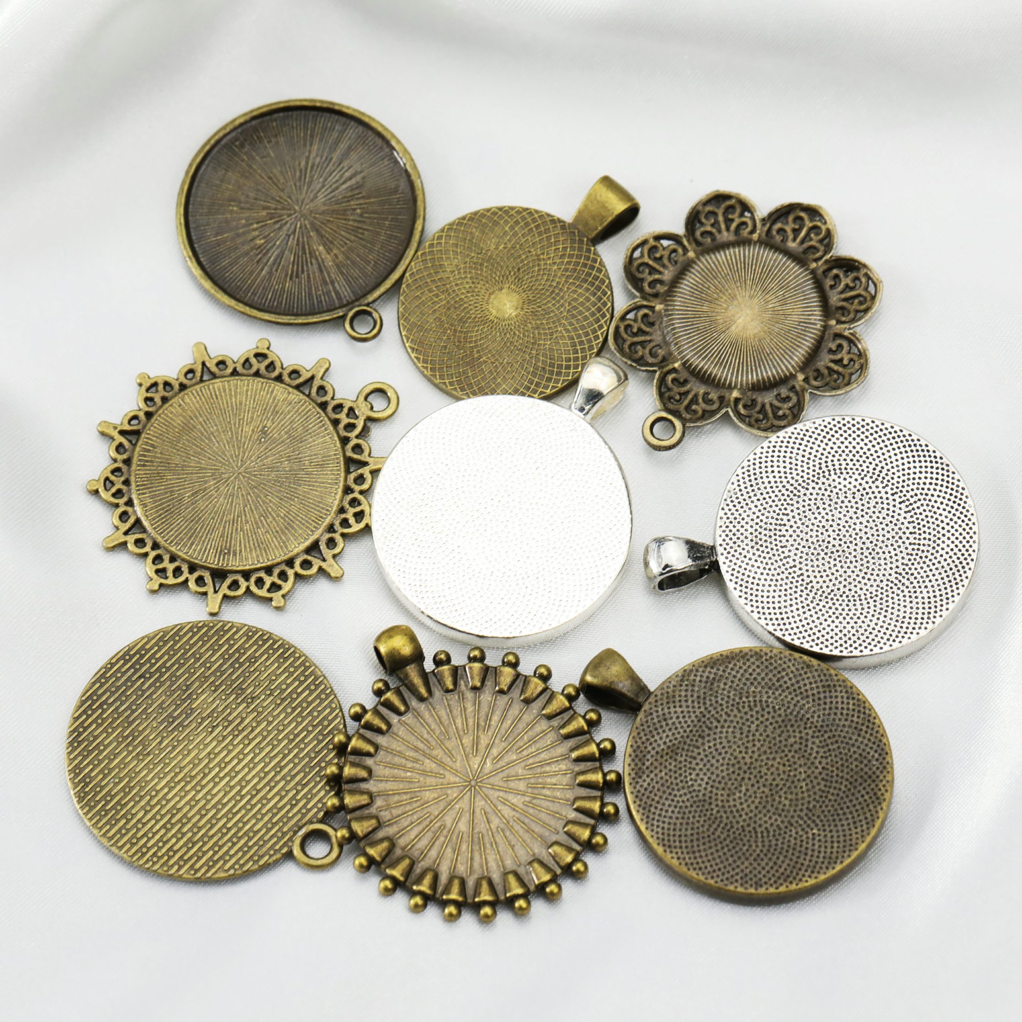 20Pcs Assortment 25-30MM Round Bronze Antiqued Pendant Settings Bezel Alloy Cabochon Charm Tray for Resin DIY Jewelry Supplies 1411309 - Click Image to Close