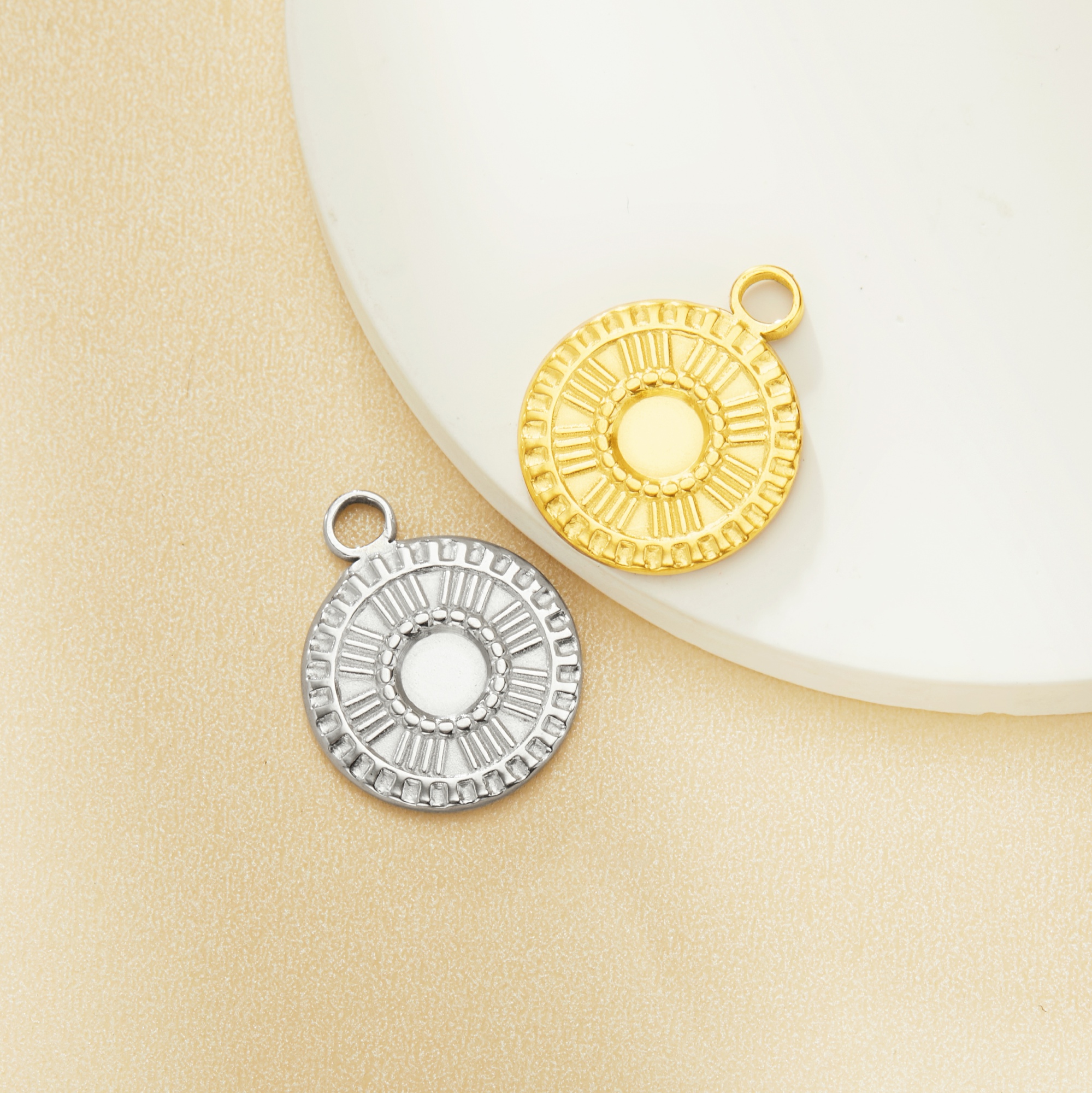 5MM Keepsake Mother's Milk Resin Round Bezel Pendant Settings,Vintage Yellow Gold Plated Stainless Steel Pendant Charm,DIY Pendant Blank 1411429 5MM Keepsake Mother's Milk Resin Round Bezel Pendant Settings,Vintage Yellow Gold Plated Stainless Steel Pendant Charm,DIY Pendant Blank 1411429
