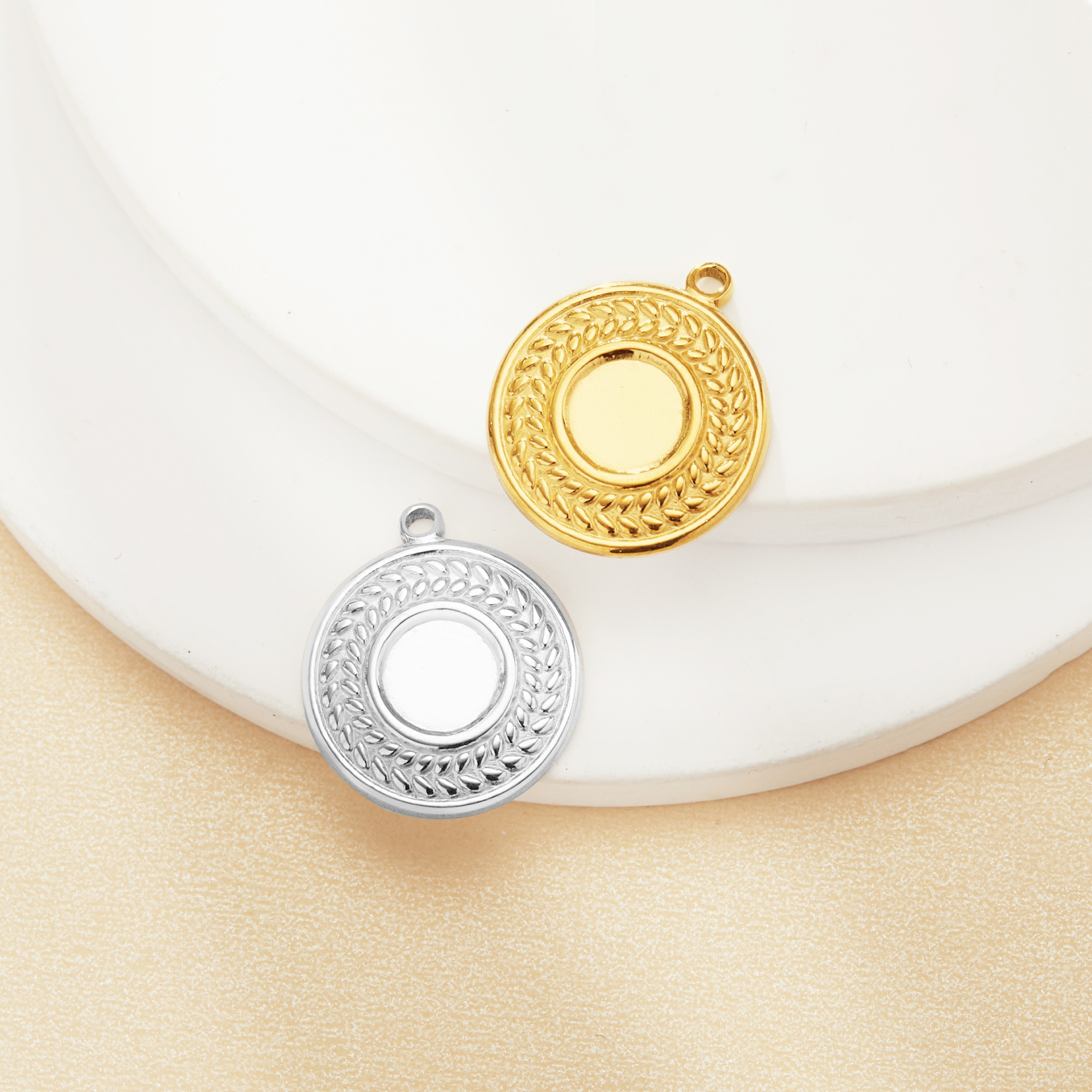 6MM Round Bezel Stainless Steel Pendant Settings,Yellow Gold Silver Round Pendant Charm,DIY Pendant Blank Supplies 1411470 6MM Round Bezel Stainless Steel Pendant Settings,Yellow Gold Silver Round Pendant Charm,DIY Pendant Blank Supplies 1411470