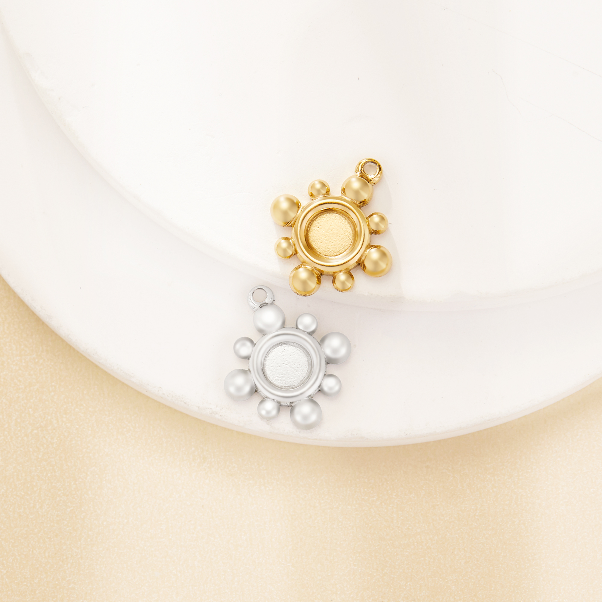 4.5MM Keepsake Mother's Milk Resin Round Bezel Pendant Settings,Gold Stainless Steel Pendant Charm,Vintage Style Pendant,DIY Pendant Blank Supplies 1411486 4.5MM Keepsake Mother's Milk Resin Round Bezel Pendant Settings,Gold Stainless Steel Pendant Charm,Vintage Style Pendant,DIY Pendant Blank Supplies 1411486