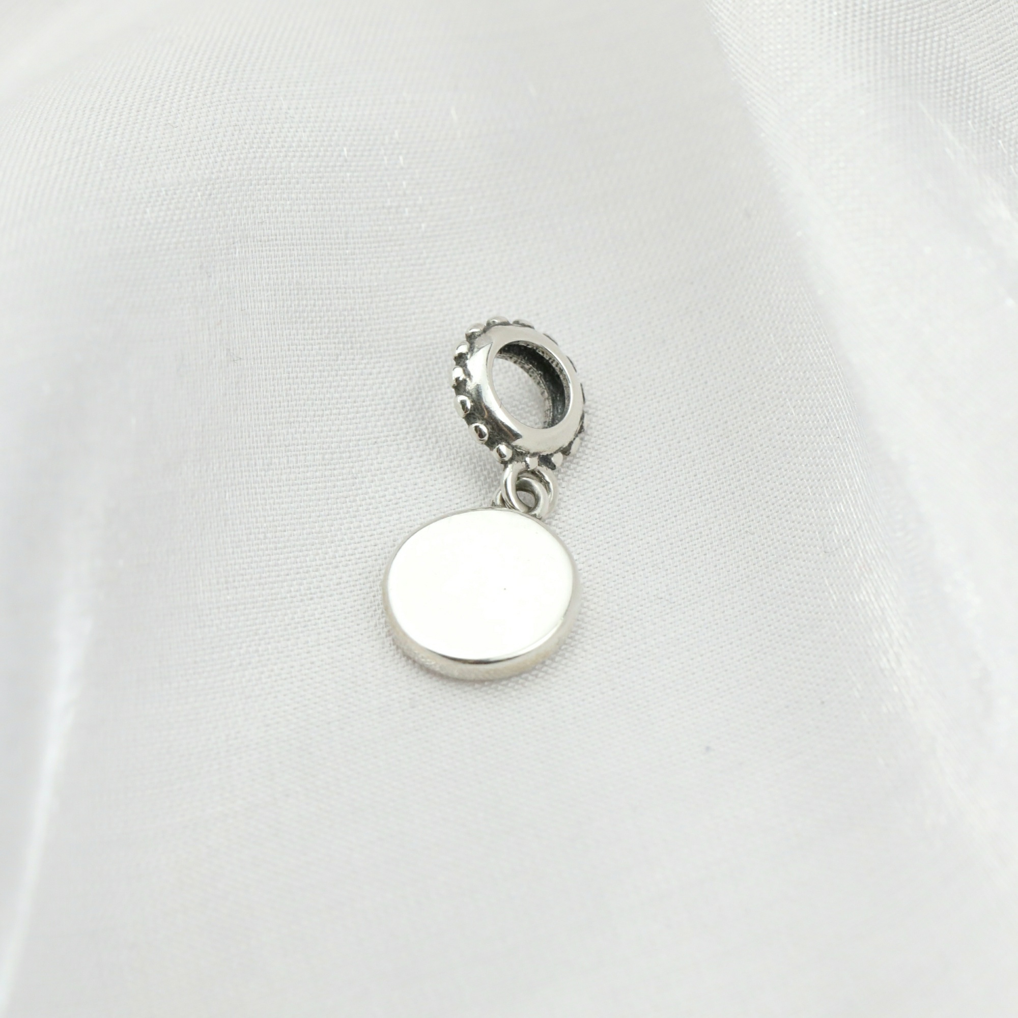 Keepsake Breast Milk Resin Charm Bezel Thick Bracelet Connector Antiqued Solid 925 Sterling Silver 9MM Round Tray for Resin 4.5MM Hole1431099 - Click Image to Close