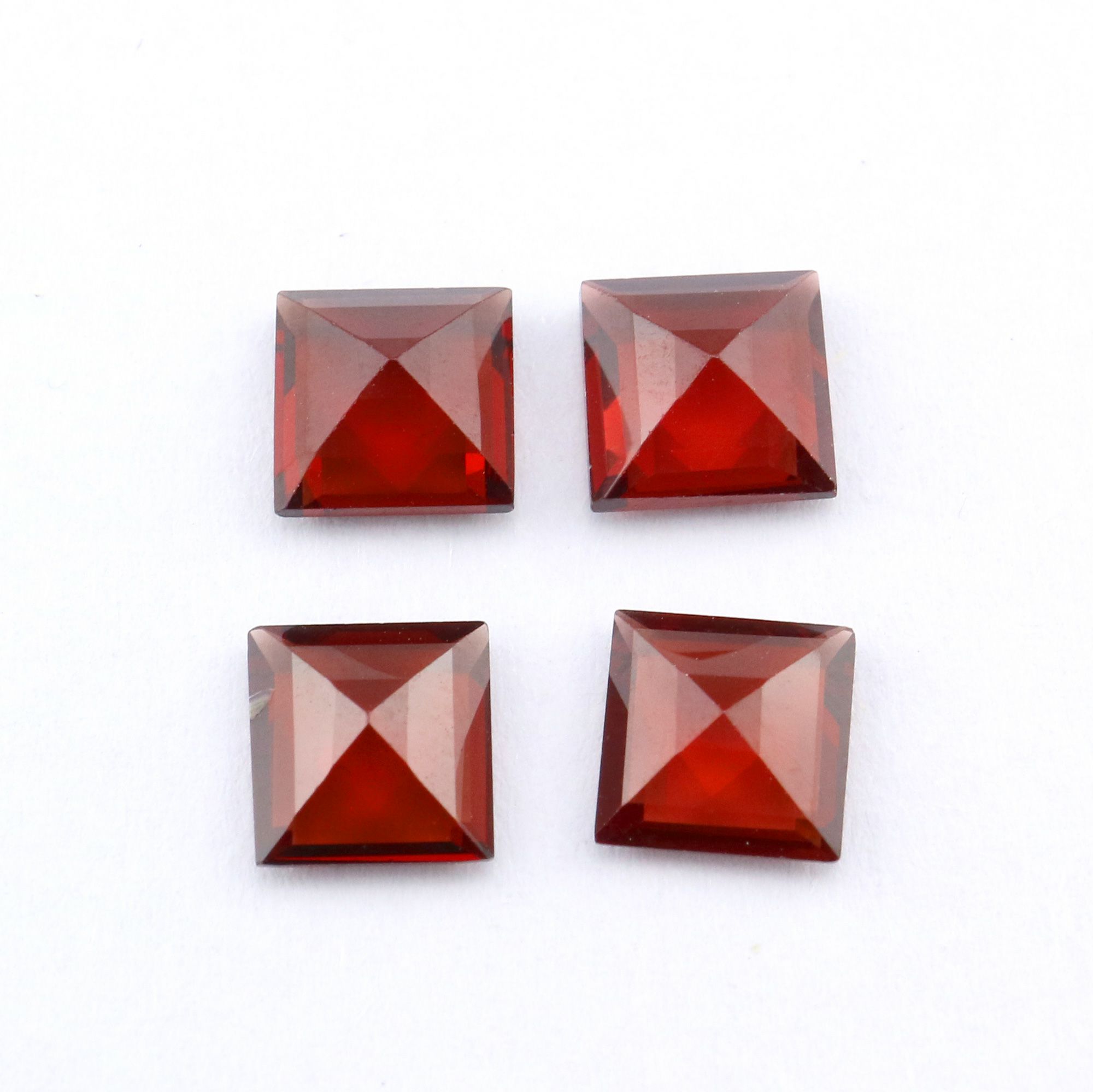 1Pcs Natural Red Garnet January Birthstone Princess Cut Square Faceted Loose Gemstone Nature Semi Precious Stone DIY Jewelry Supplies 4140021 - Click Image to Close