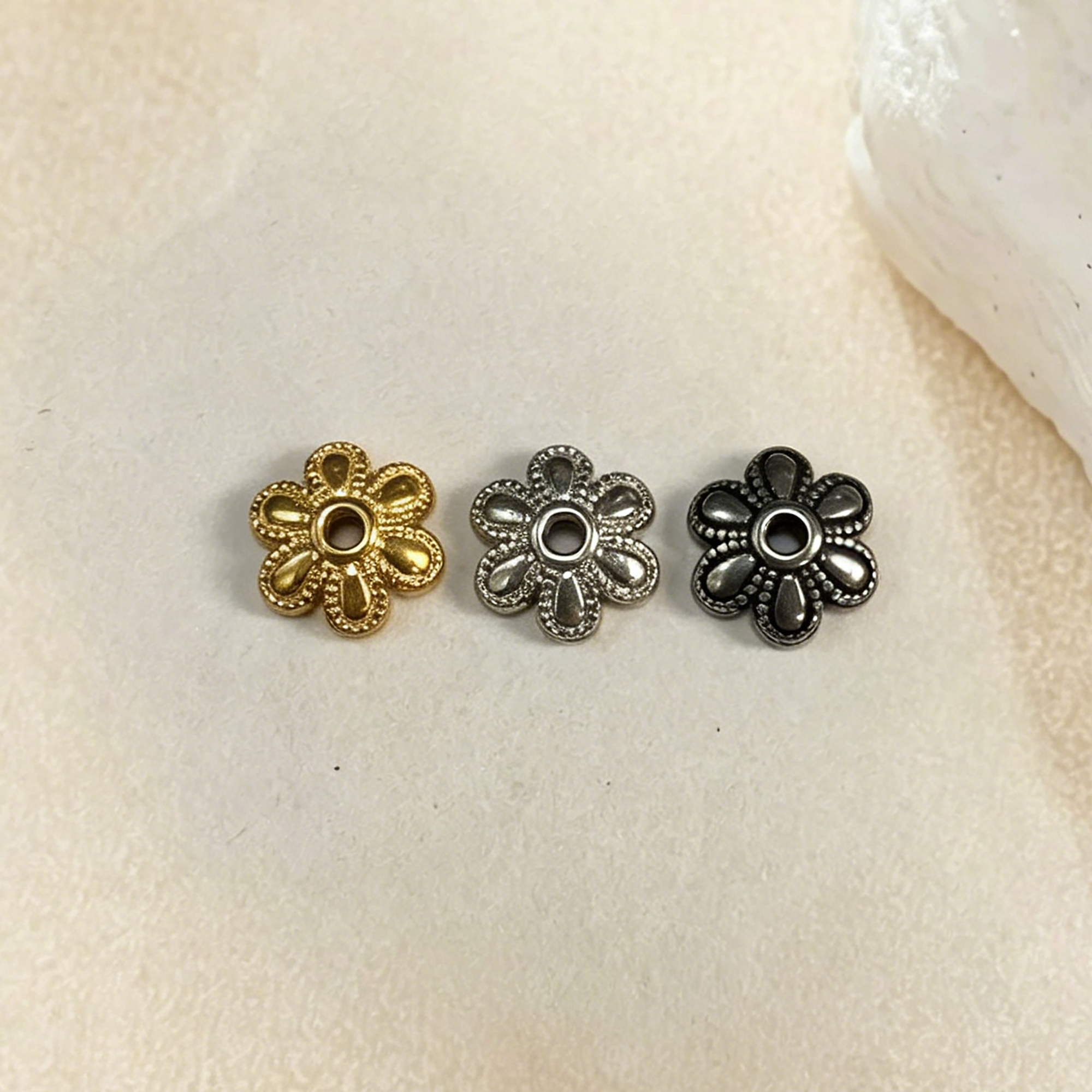 Flower Cap Spacer Beads, 316L Stainless Steel Beading Caps DIY Jewelry Making Supplies for Necklace Bracelet 4160124 Flower Cap Spacer Beads, 316L Stainless Steel Beading Caps DIY Jewelry Making Supplies for Necklace Bracelet 4160124