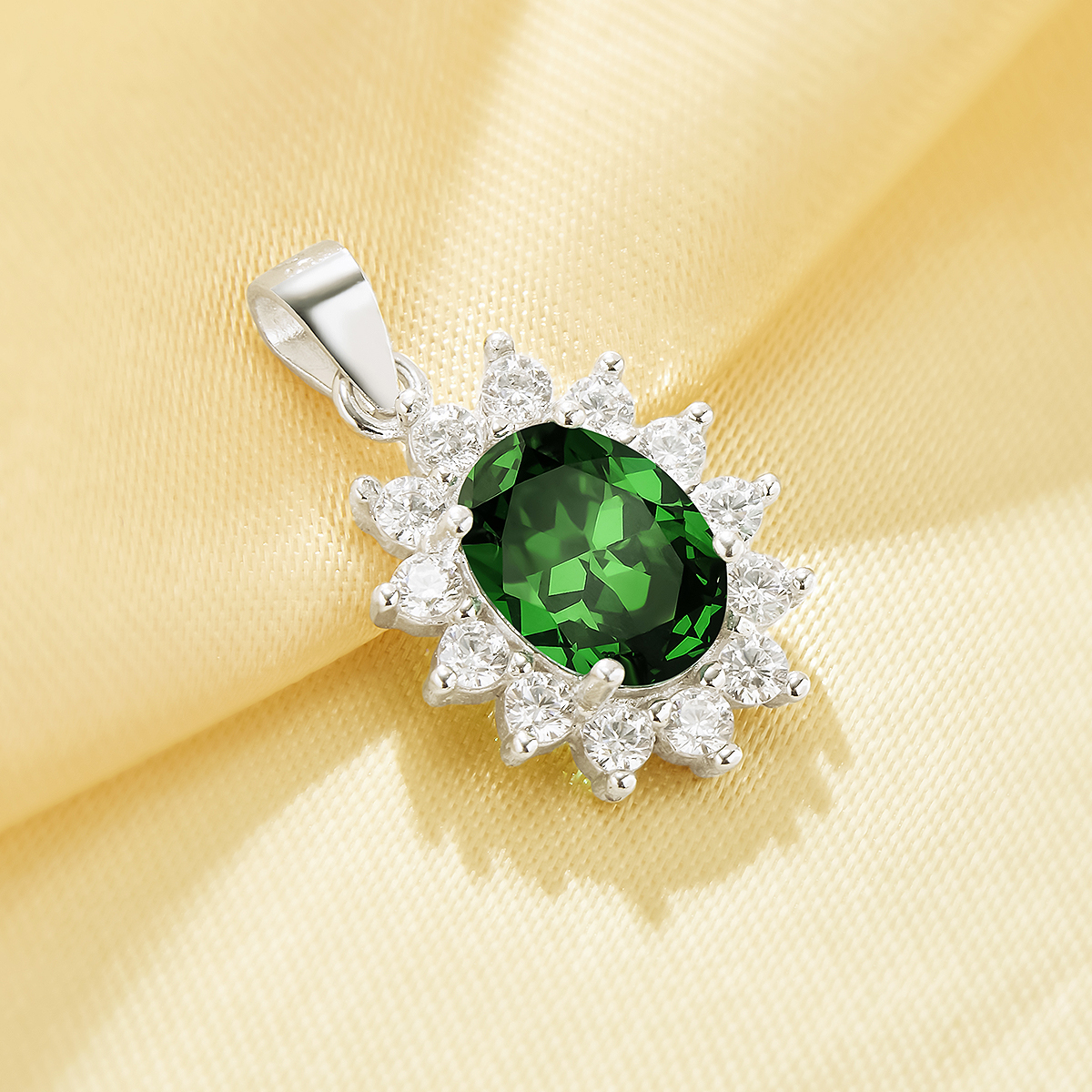 Luxury Oval Pendant With 6x8MM Oval Green Cubic Zirconia,Solid 925 Sterling Silver Pendant Charm,Vintage Styles CZ Stone Pendant 6120052 - Click Image to Close