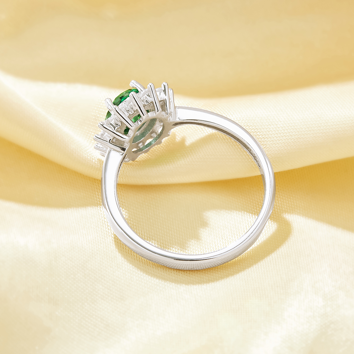 Vintage Oval Ring With 6x8MM Oval Green Cubic Zirconia,Solid 925 Sterling Silver Ring,Pave CZ Stone Oval Ring 6220292 - Click Image to Close