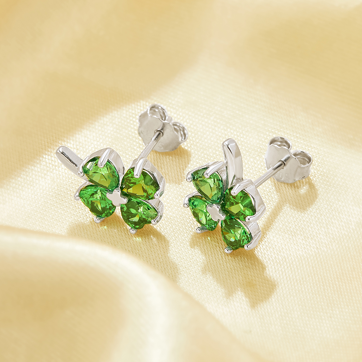 Dainty Lucky Four Leaf Clover Studs Earrings With 4 Stone 4MM Heart Green Cubic Zirconia,Solid 925 Sterling Silver Earring 6370021 - Click Image to Close