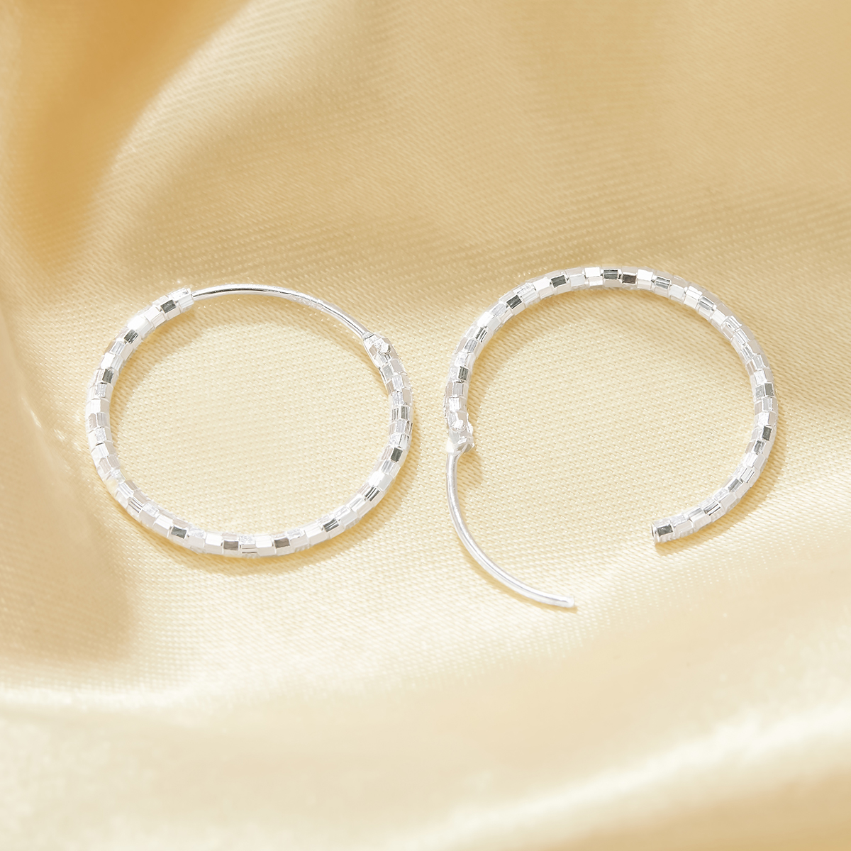 1Pair Facetd Circle Hoop Earrings,Solid 925 Sterling Silver Gold Plated Earring,Minimalist Modern Hoop Earrings,DIY Earrings Supplies 6390093 - Click Image to Close